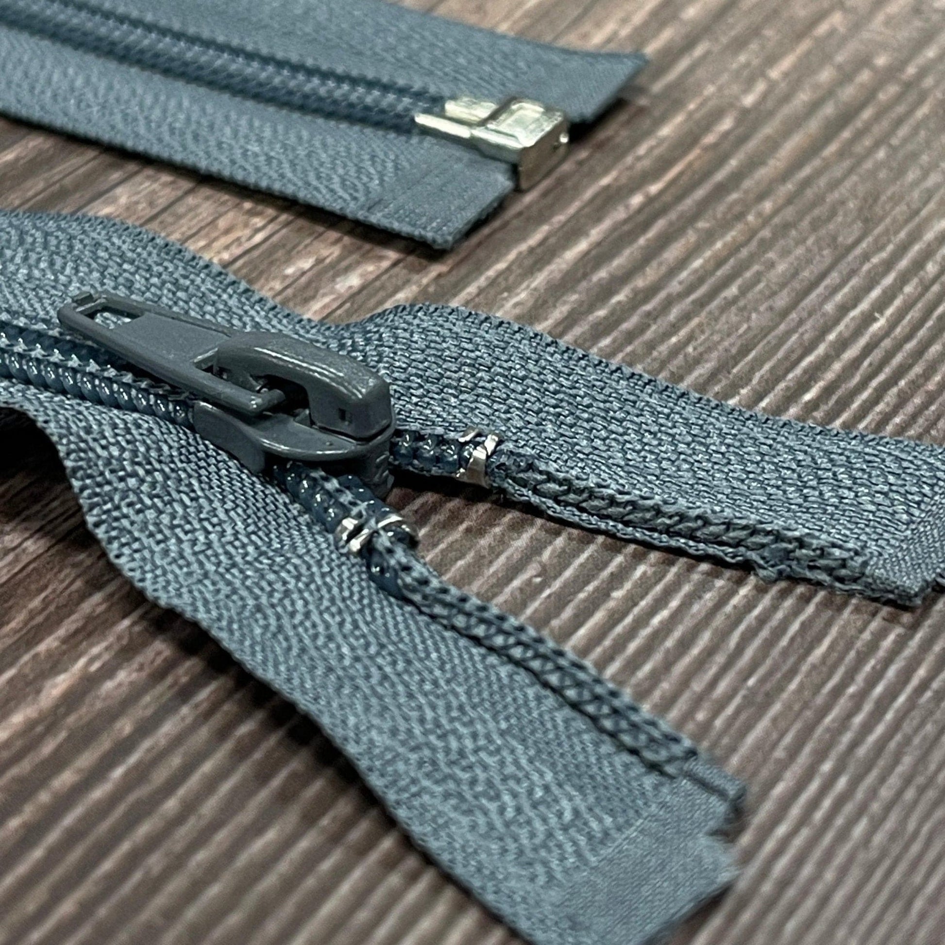 Fermeture éclair ouvrable - gris graphite