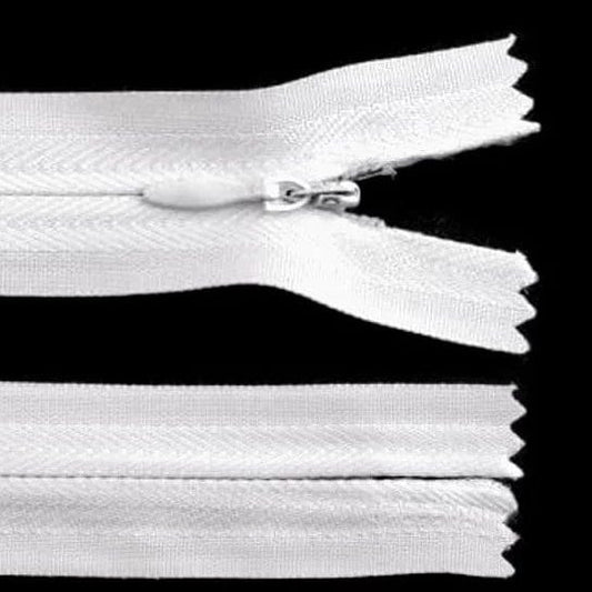 alt
Hidden zipper-white