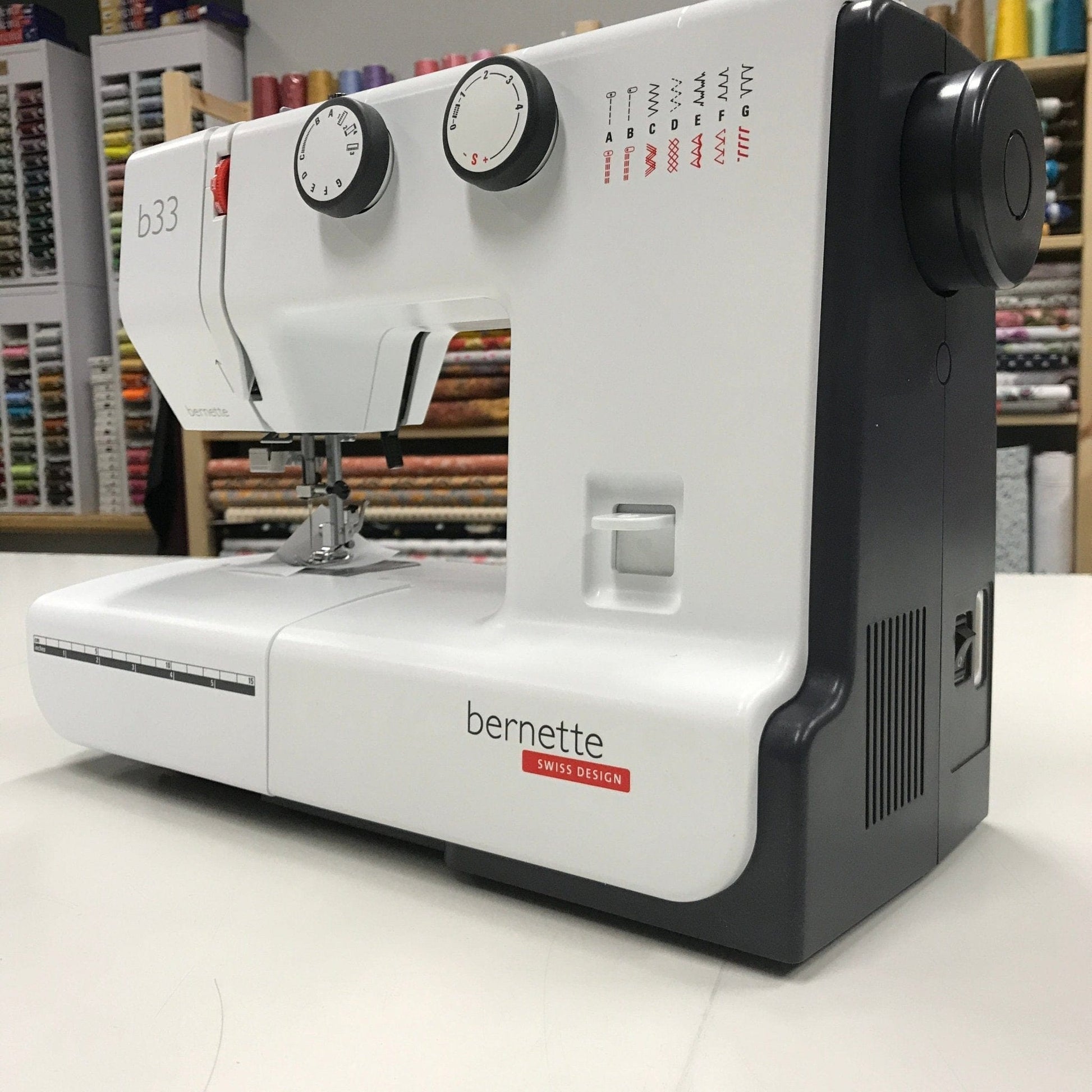 Nähmaschine Bernette-B33