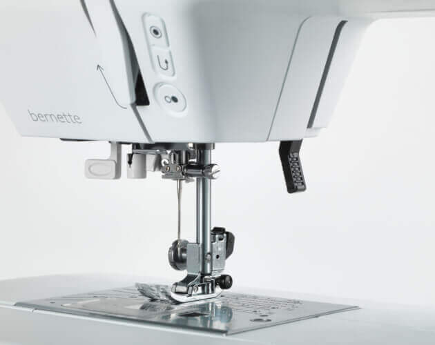 Nähmaschine Bernette-B38