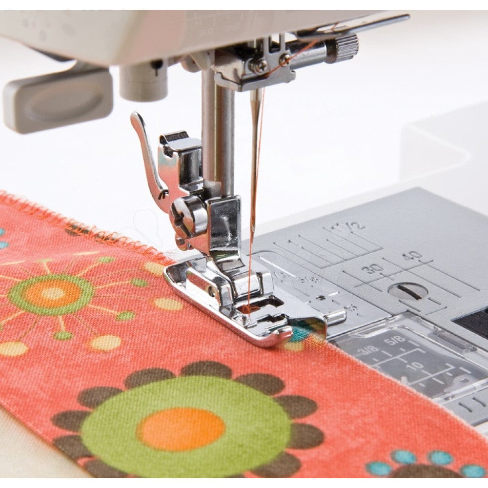 Pied-de-biche pour point overlock de machine à coudre